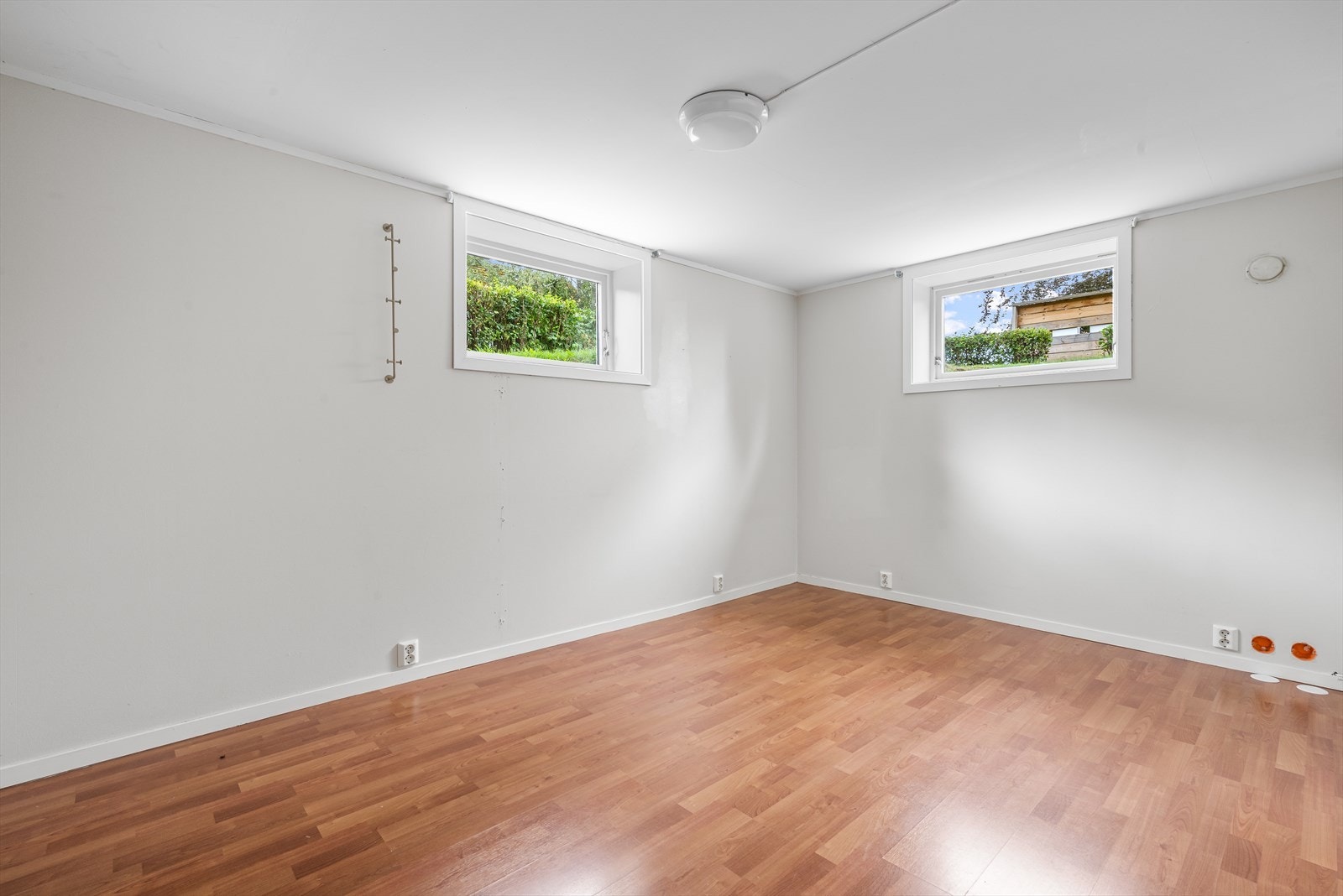 I kjelleren er det to oppussede boder Galleribilde