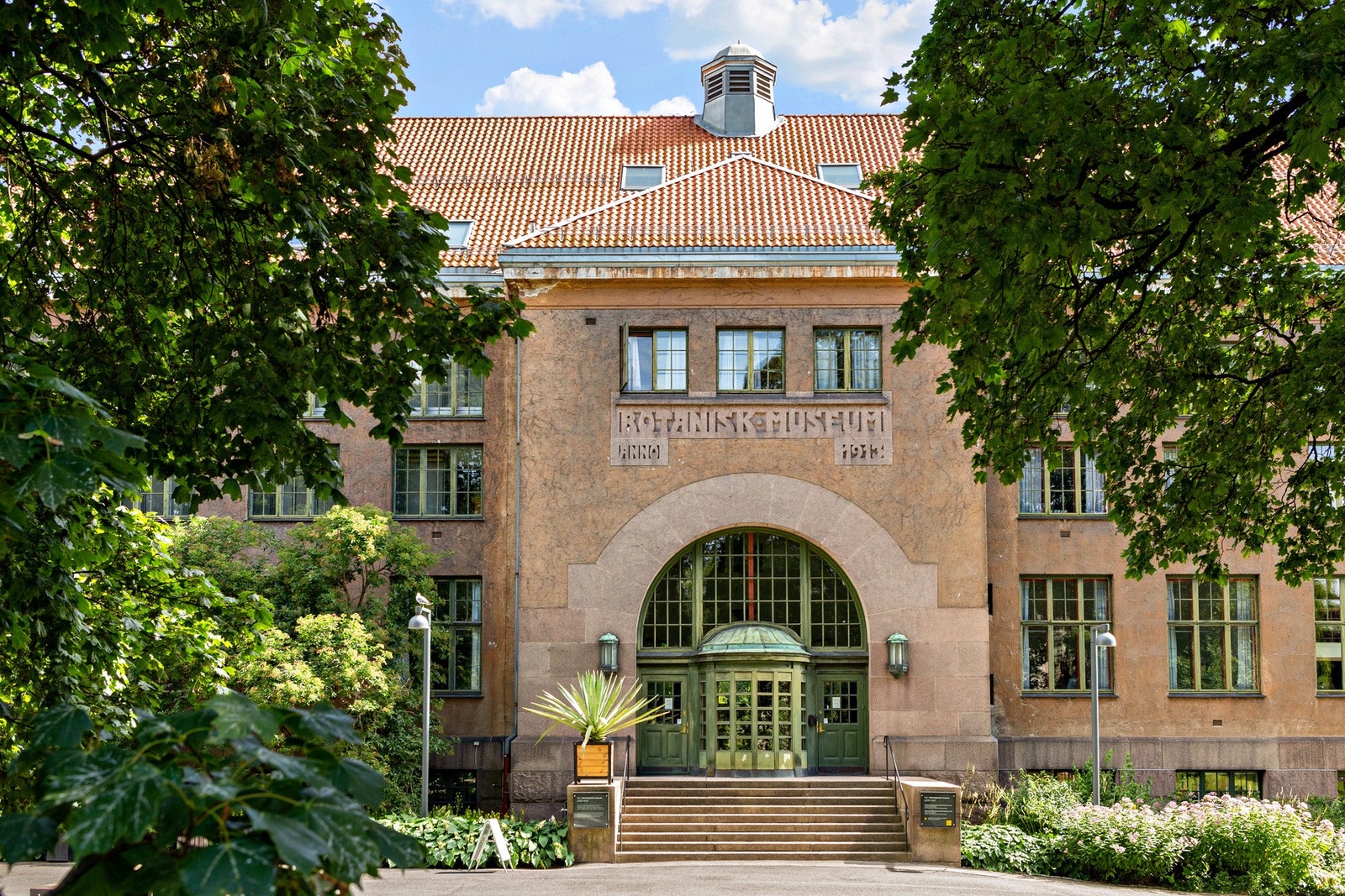 Botanisk hage er en nydelig oase midt i Oslo, full av spennende utstillinger å utforske. Galleribilde