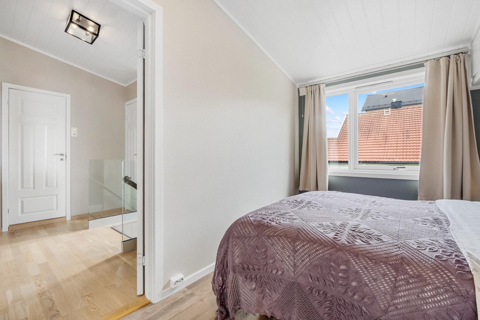 Soverom III Galleribilde