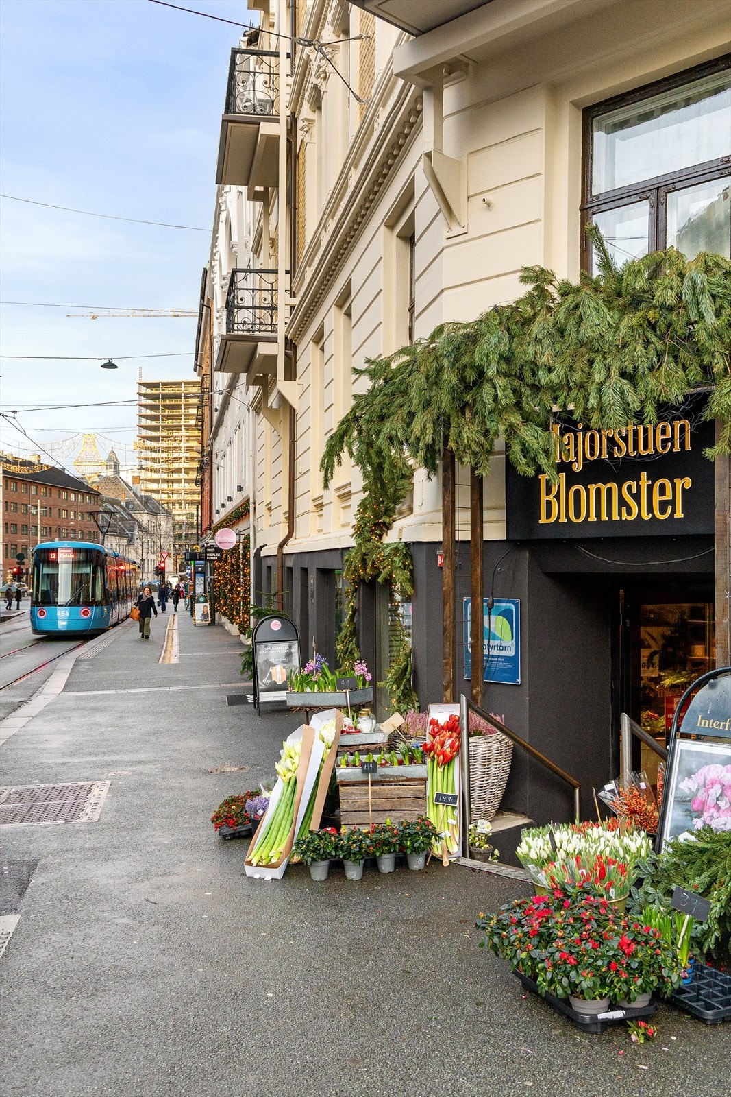 Bogstadveien byr på et rikt utvalg av butikker, kaféer og restauranter rett utenfor døren. Galleribilde