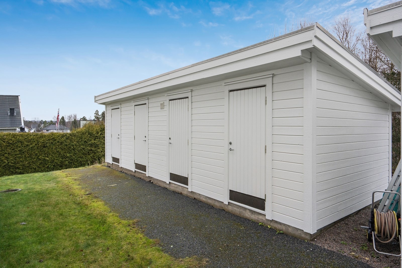 Sportsbodene gir praktisk oppbevaringsplass og er en del av fellesarealene. Galleribilde