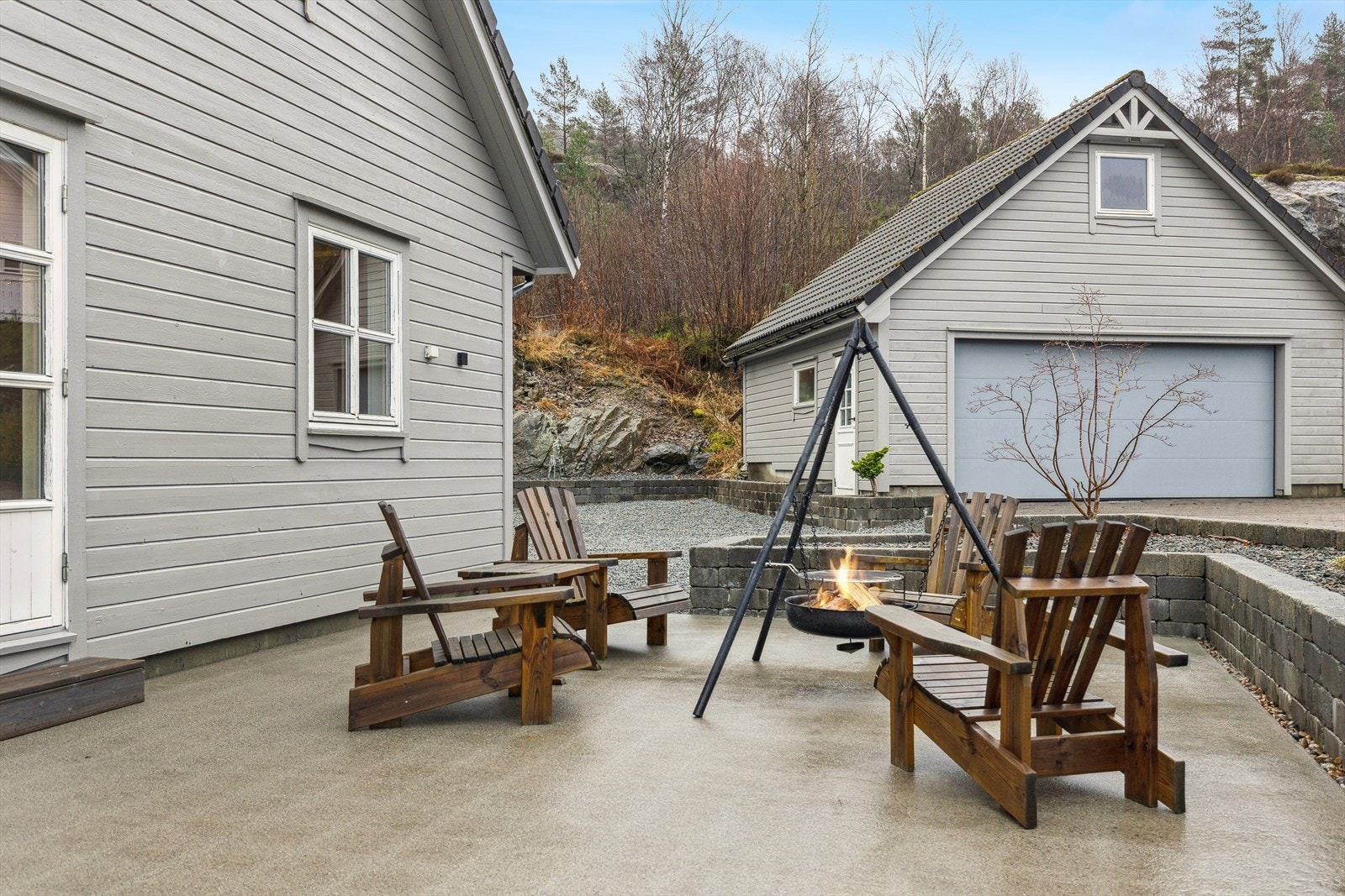 Direkte utgang til koselig uteplass - perfekt for hyggelige kvelder. Galleribilde