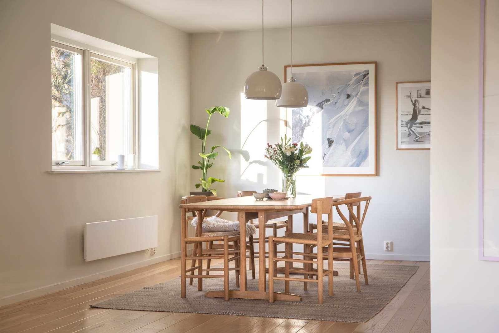 Det er god plass til en spisegruppe. Galleribilde