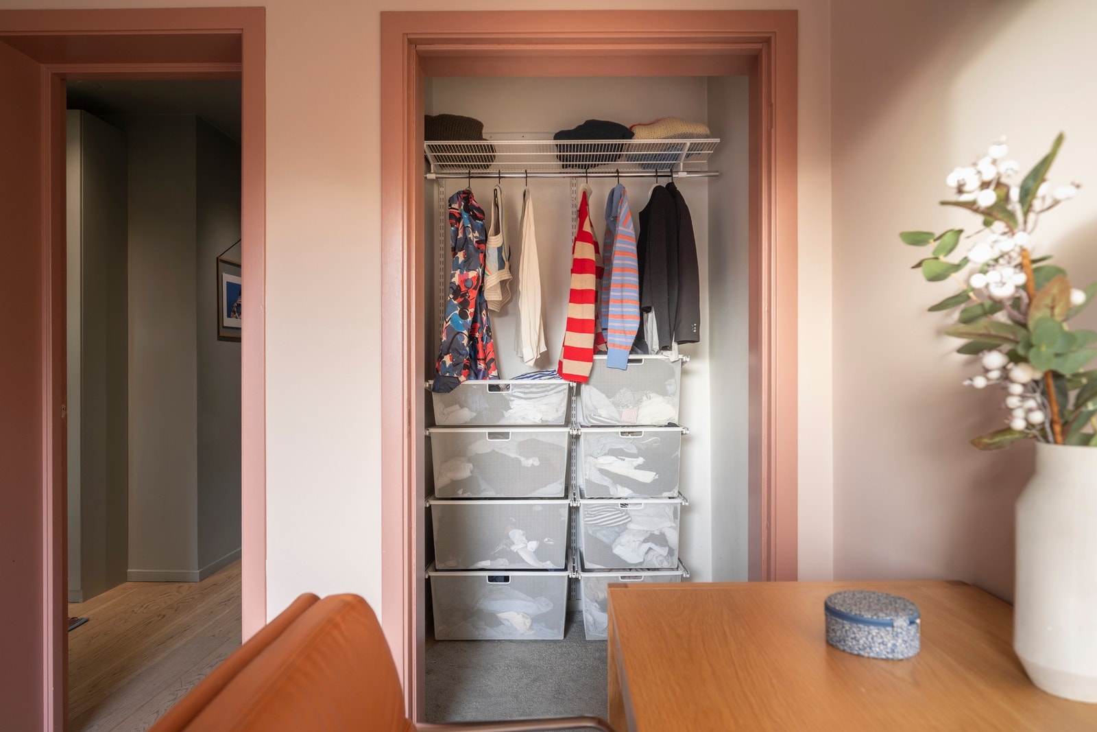 Soverom (2). Her er det også godt med oppbevaringsplass! Galleribilde