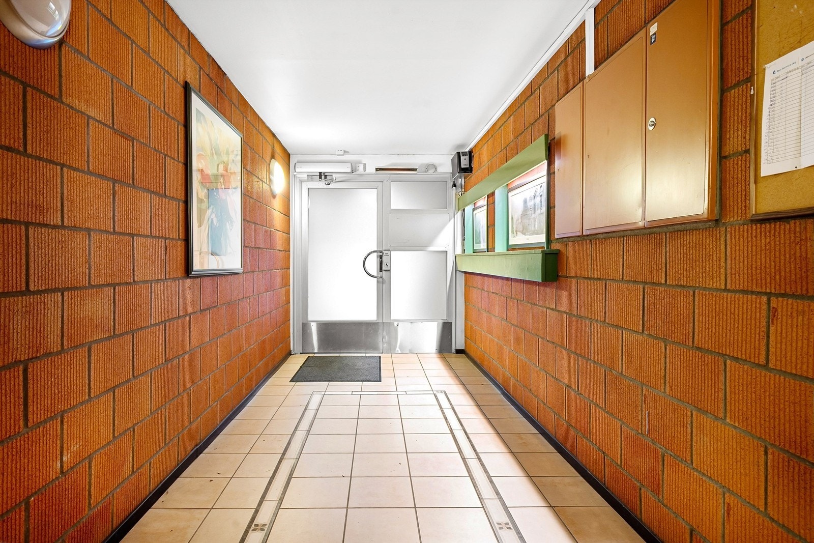 Leiligheten har trappefri adkomst og vende ut mot Parkveien. Galleribilde