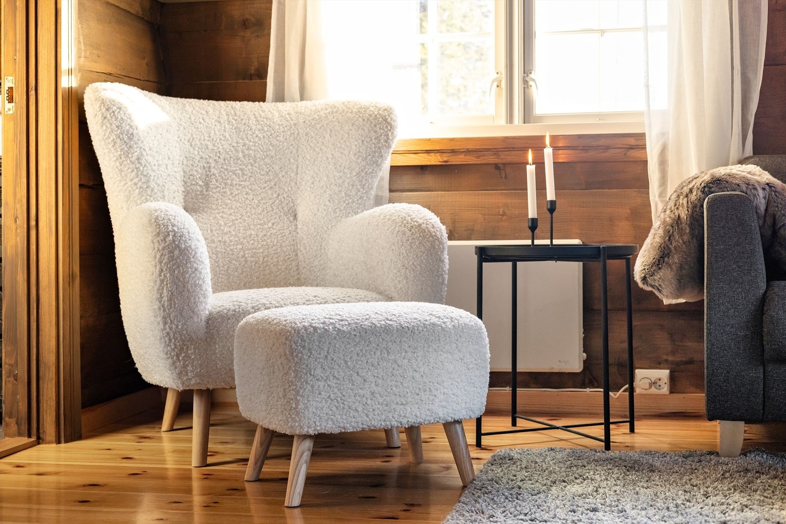 Leiligheten leveres med fastmonterte panelovner. Galleribilde