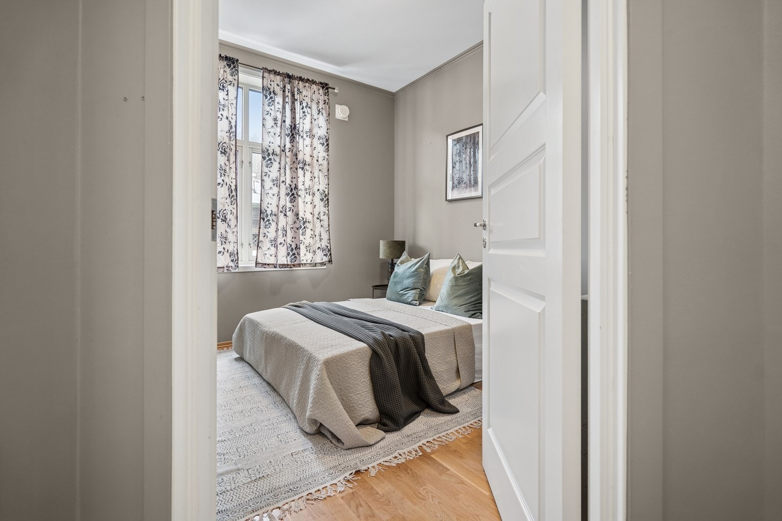 Leiligheten har ett soverom. Galleribilde