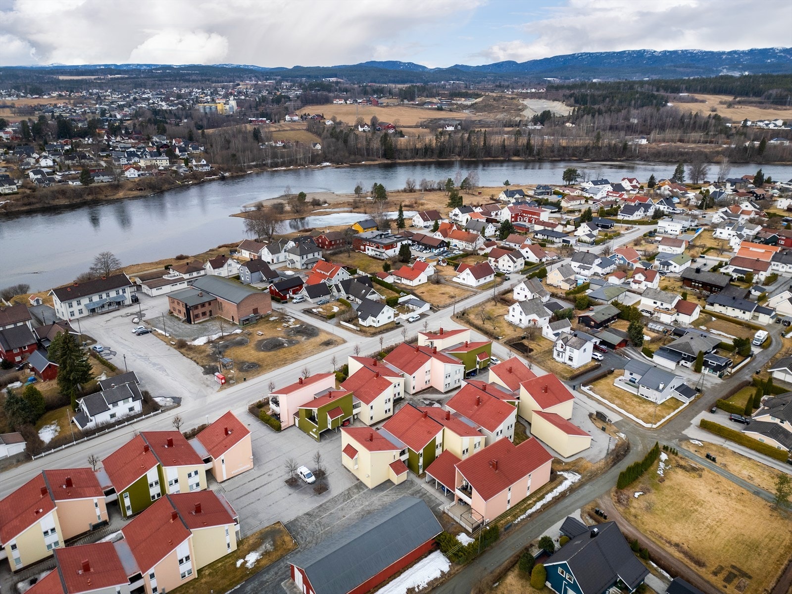 Dette er den perfekte leiligheten for deg som ønsker en praktisk og sentral beliggenhet! Galleribilde