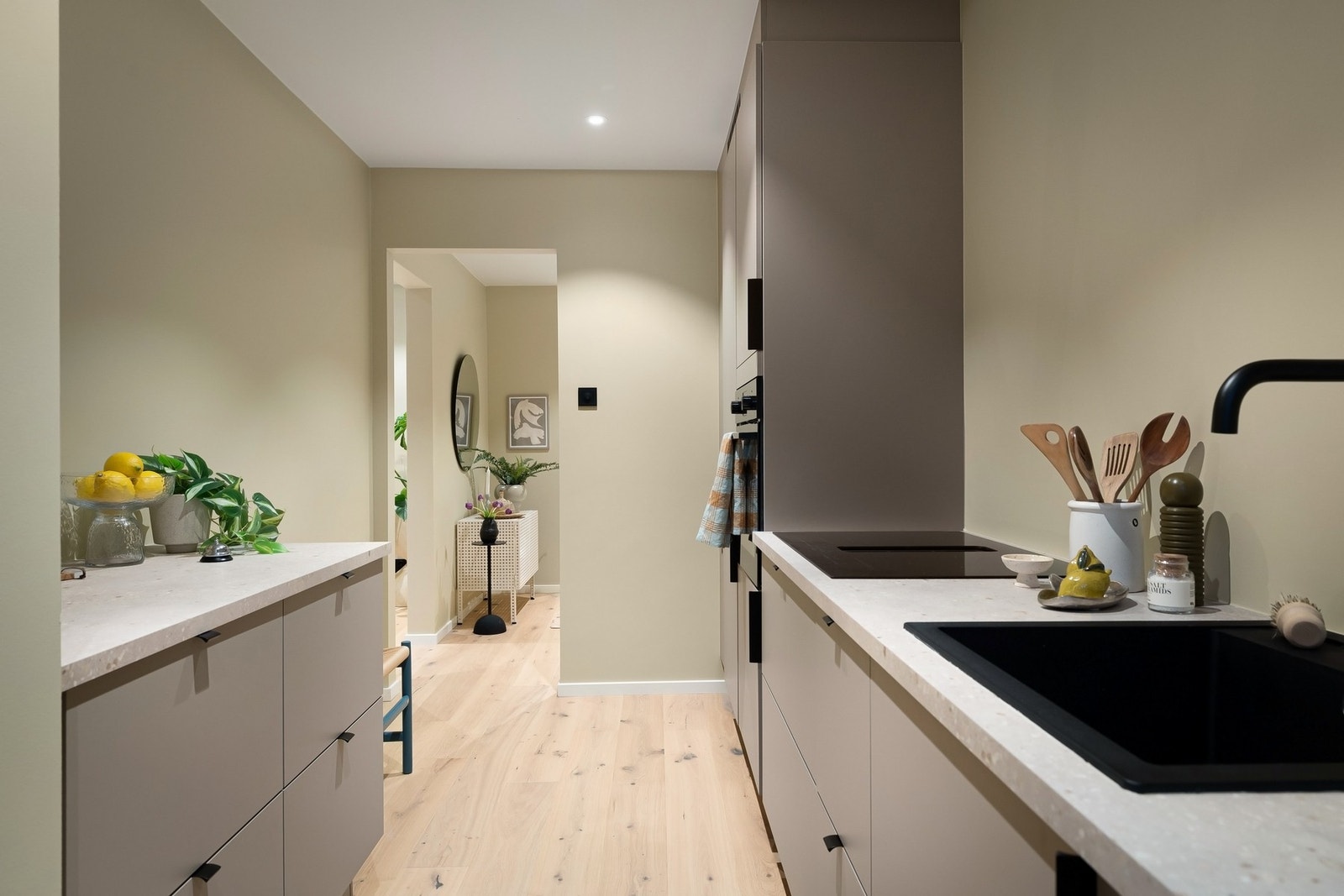 Delikat og moderne kjøkken nytt i november 2025 Galleribilde