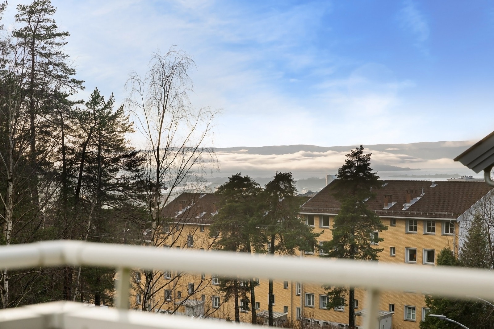 Utsikt fra balkongen Galleribilde