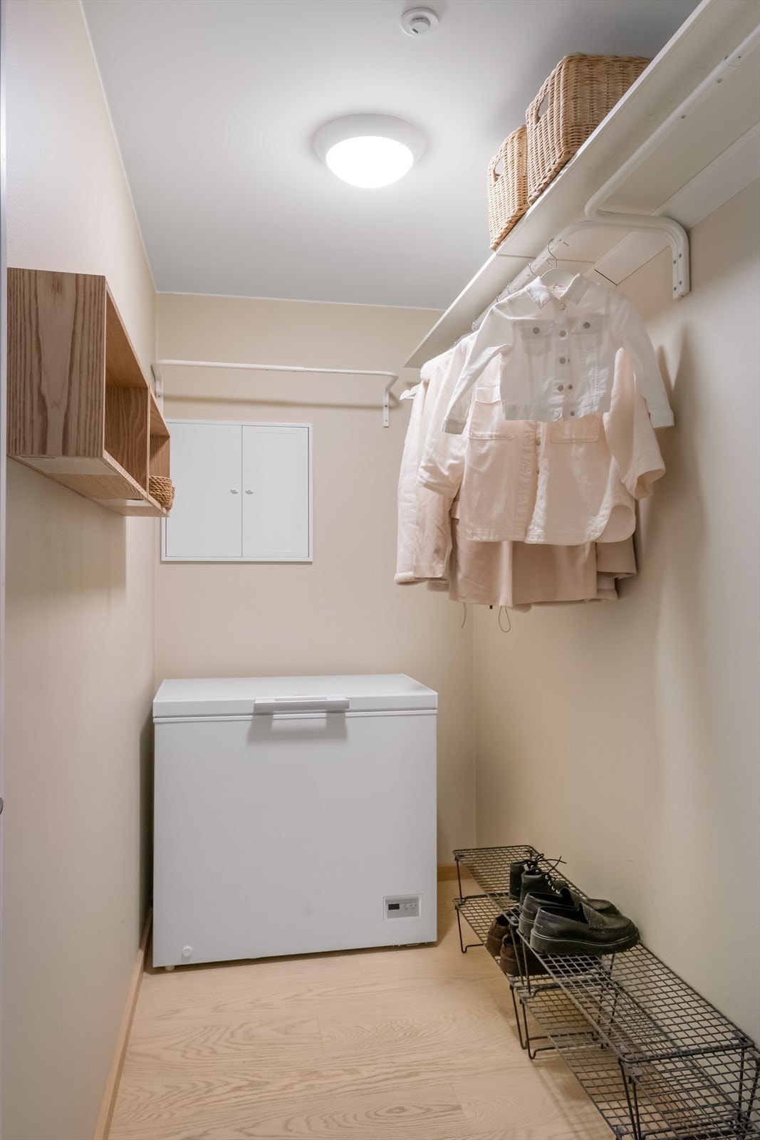 Perfekt for ekstra fryser, ytterklær og mye mer. Galleribilde