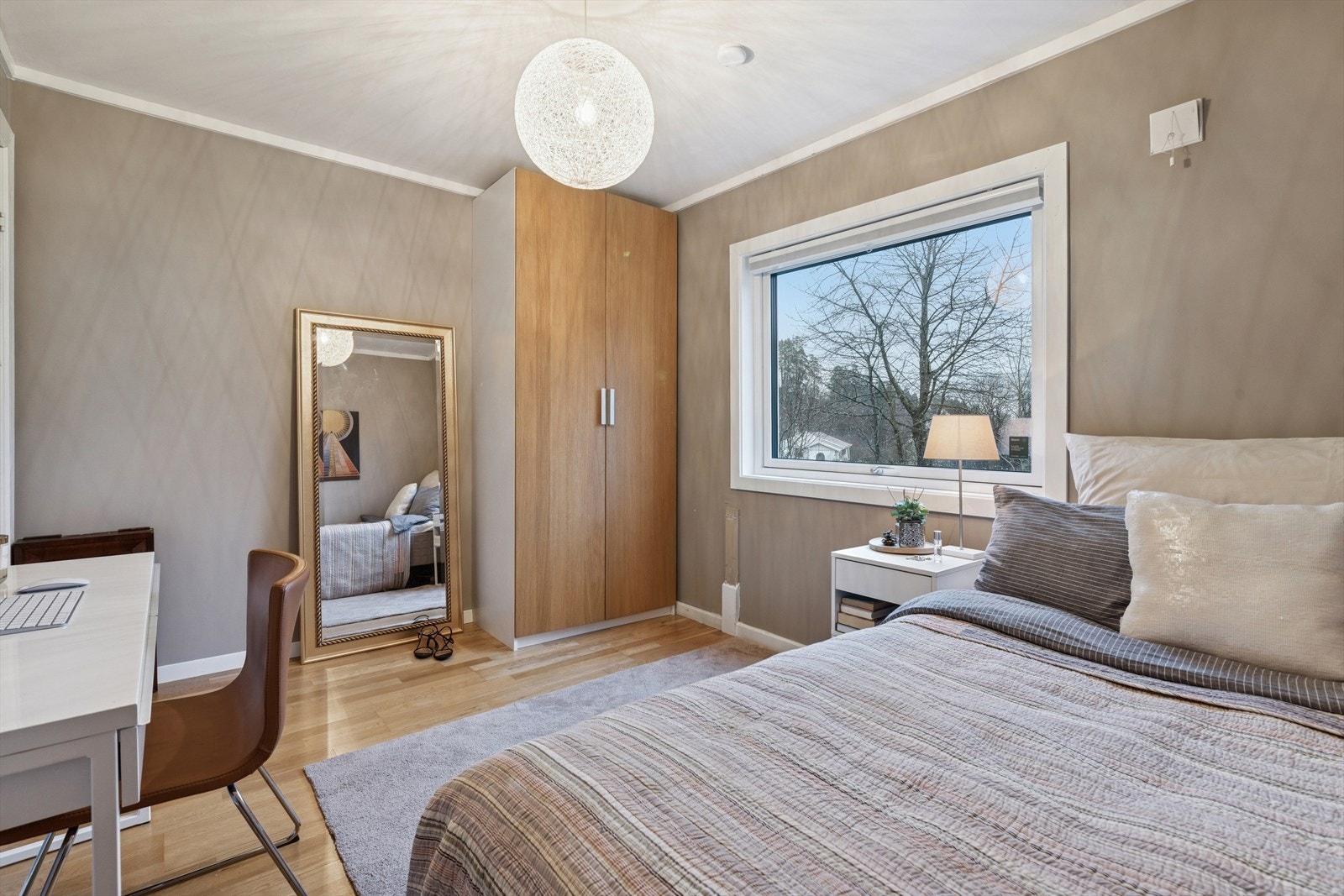 Soverom 2. Galleribilde