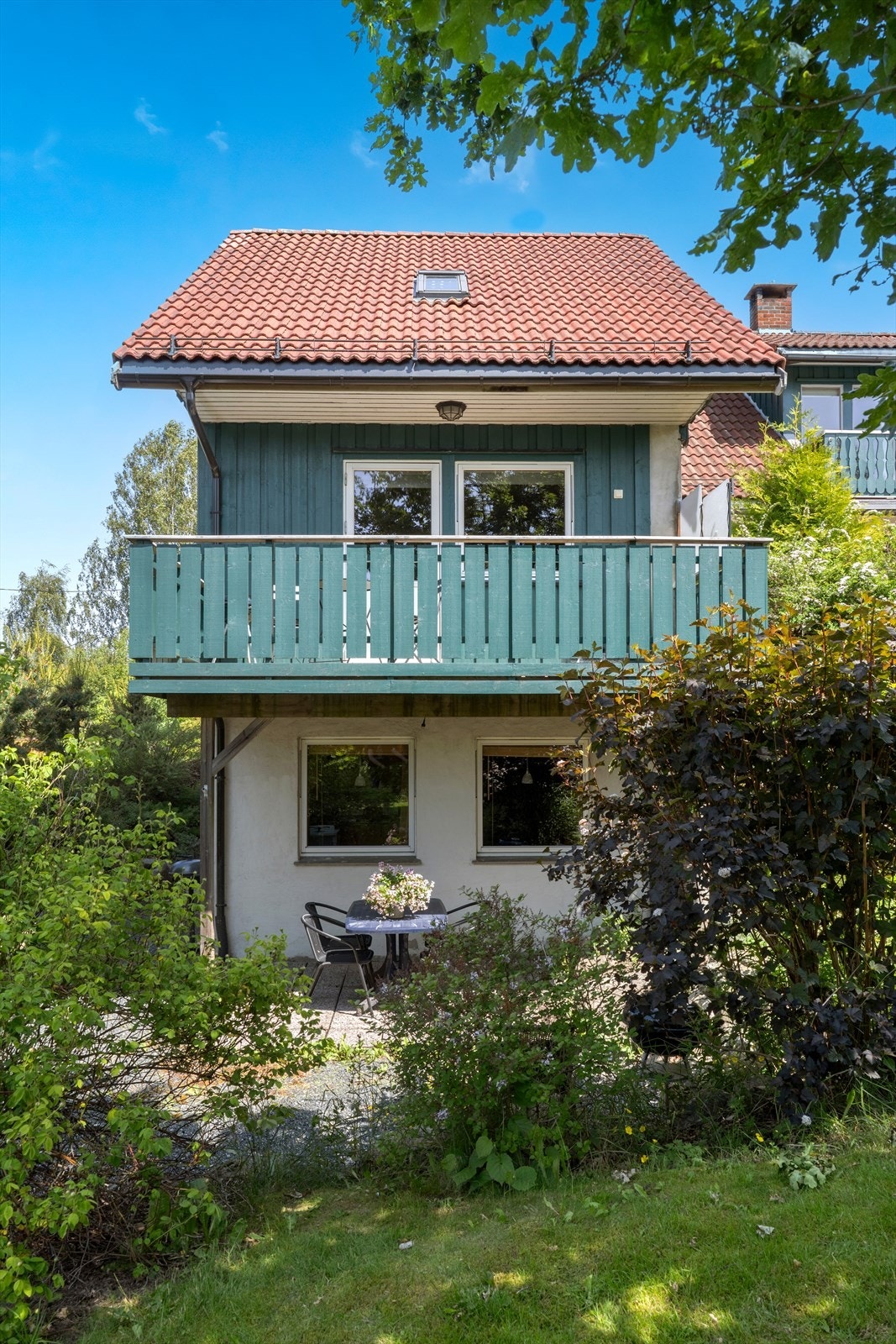 Utleiedelen har egen inngang og en balkong på ca. 9 m². Galleribilde