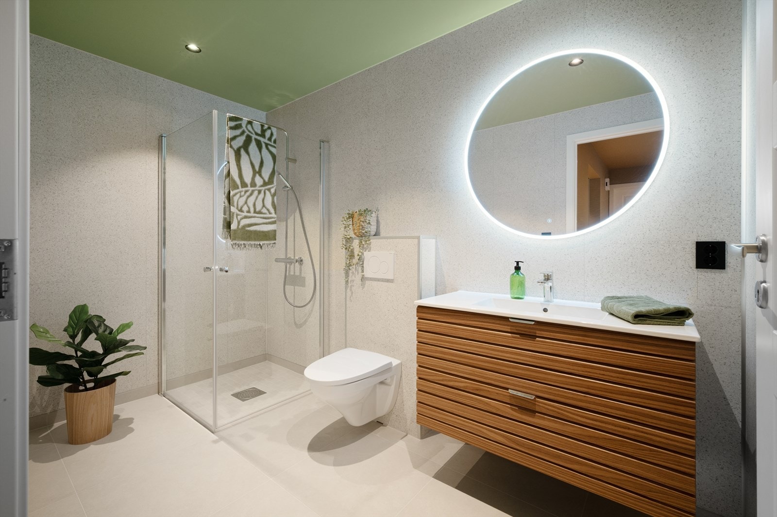 Bad 1. etasje. Galleribilde