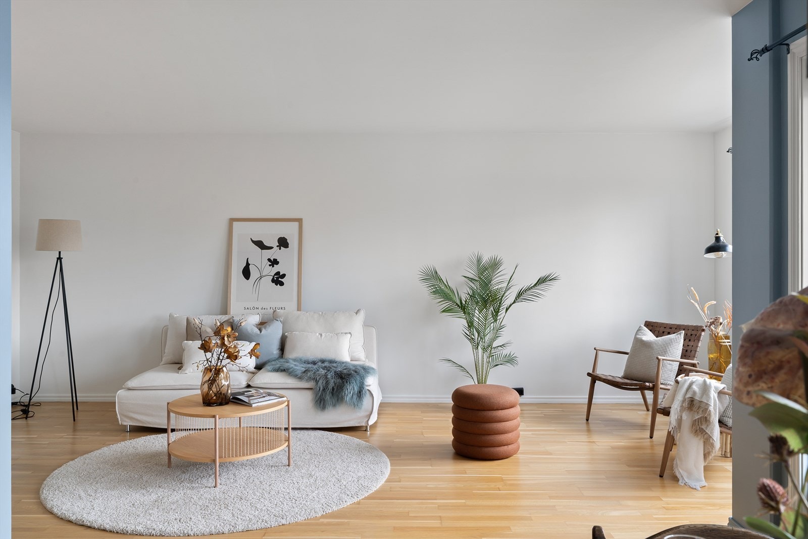 Praktisk leilighet med direkte utgang til en romslig balkong. Galleribilde