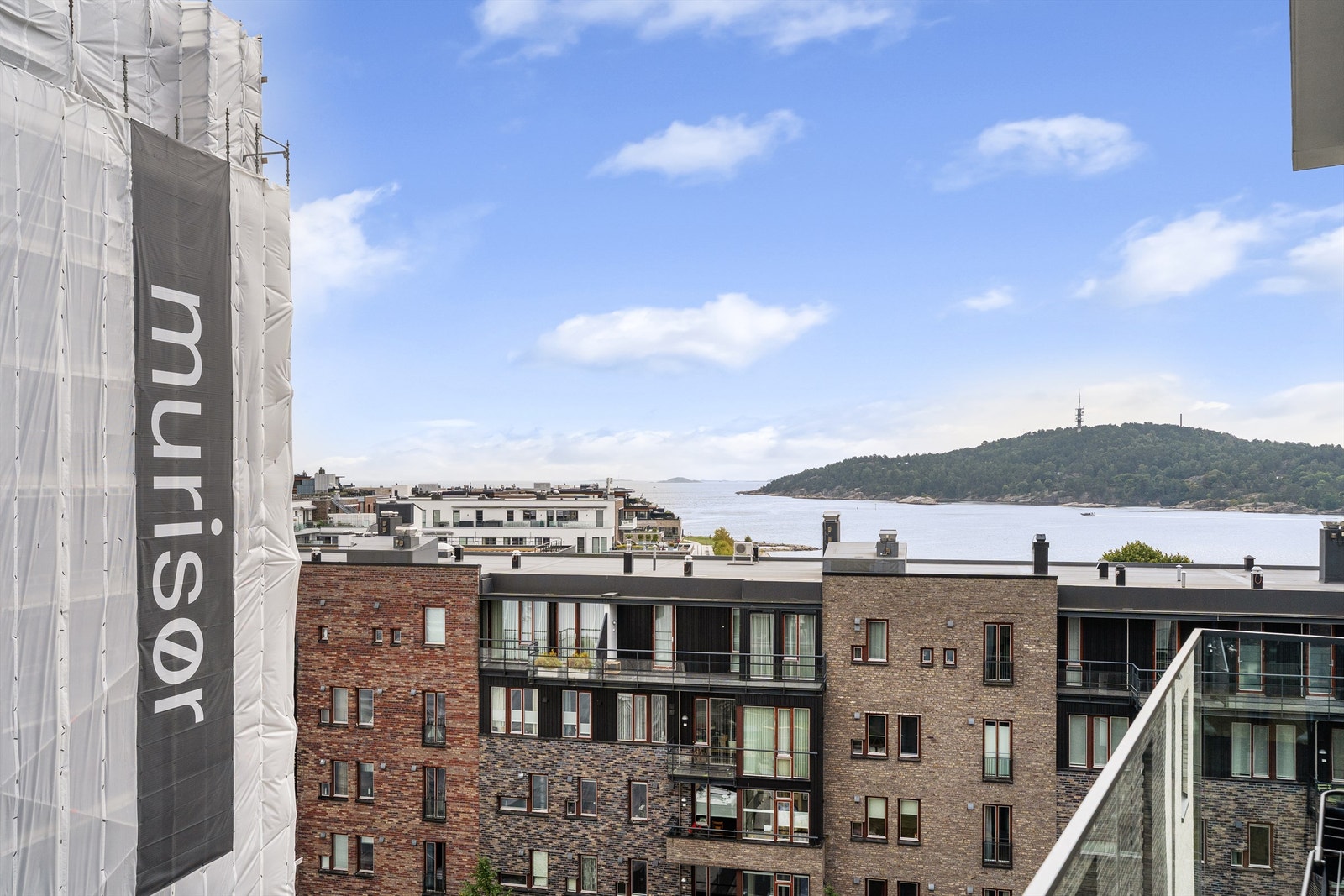 Flott utsikt mot Odderøya og horisonten. Galleribilde