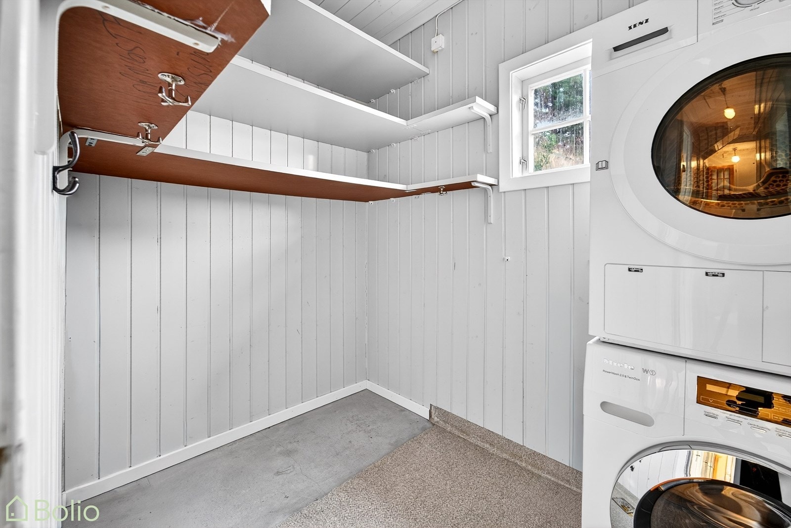 Vaskerom Galleribilde