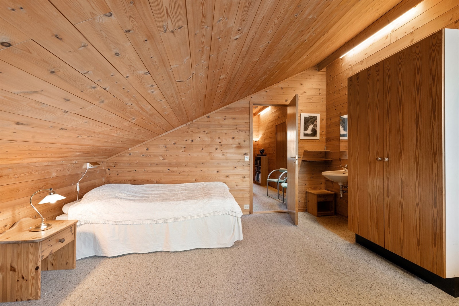 Kontor/tv-stue/soverom i 2. etasje Galleribilde