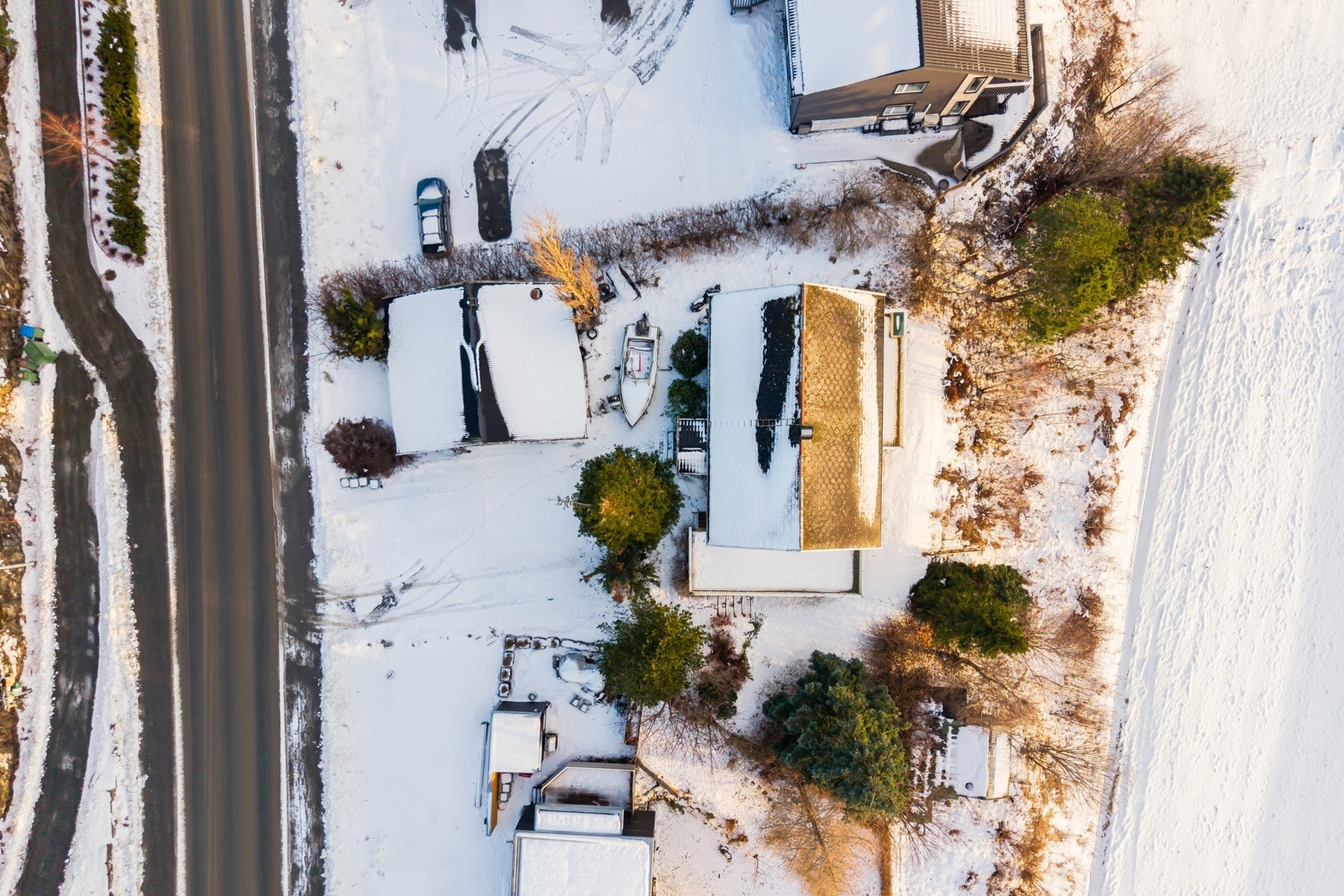 Eiendommen har tidligere både hatt drivhus og selvdyrking, så her er det flere muligheter. Galleribilde