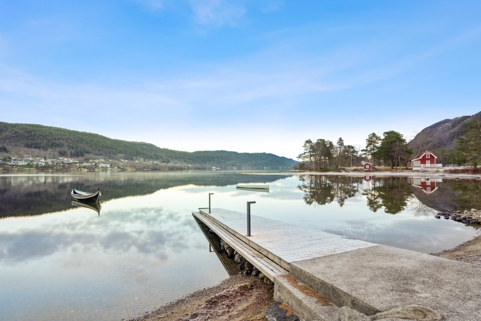 Det er svært gode solforhold på eiendommen. Galleribilde