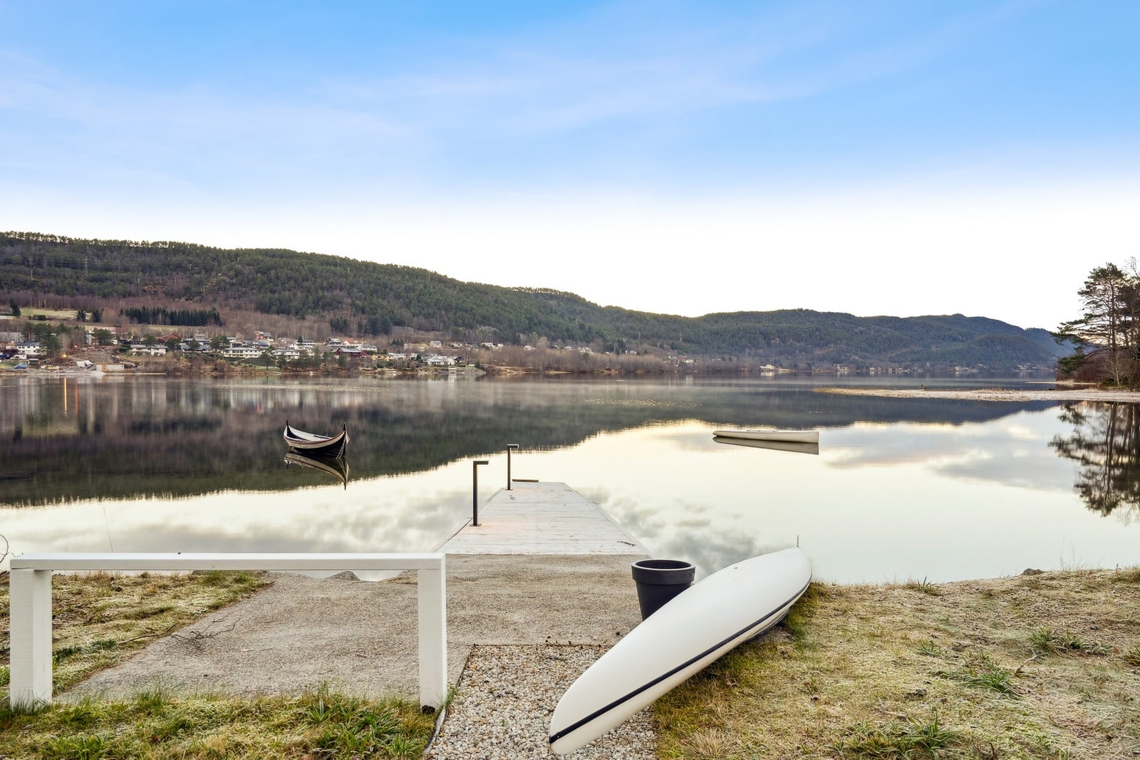 Et sted for langsomme morgener og lange sommerkvelder. Galleribilde