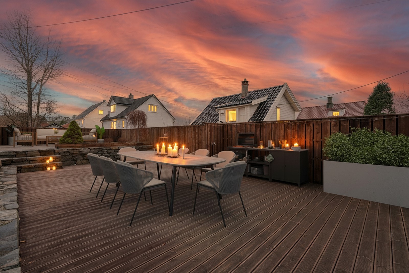 Sosial uteplass. Digitalt stylet som kveldsbilde Galleribilde