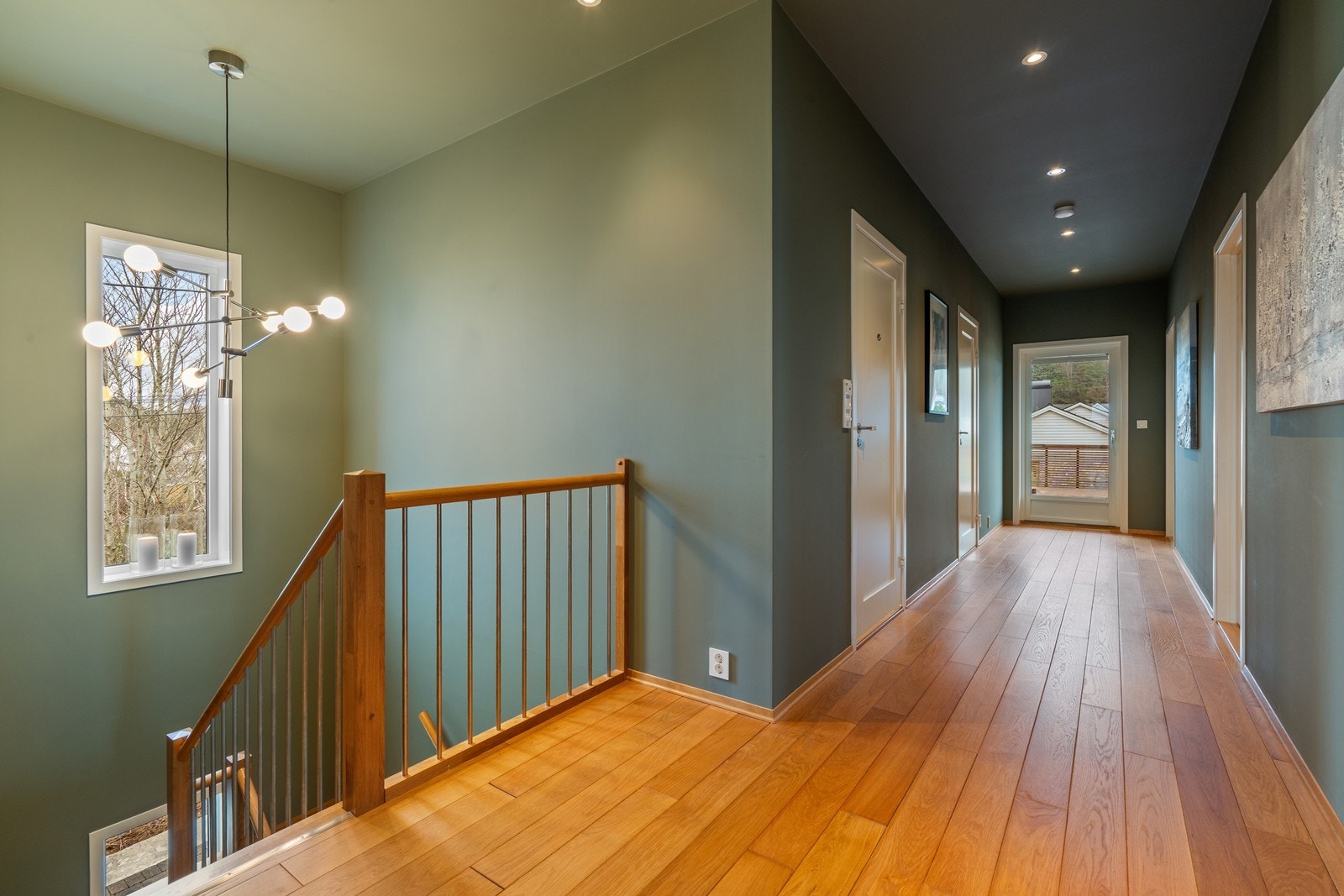 Gang i 2. etasje Galleribilde