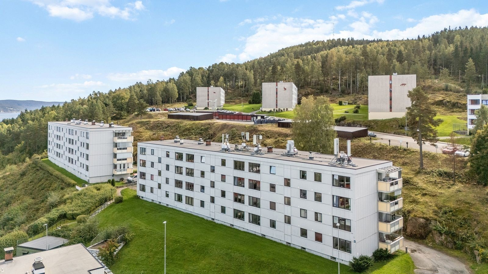 Kort vei til marka med gode turmuligheter sommer som vinter. Galleribilde