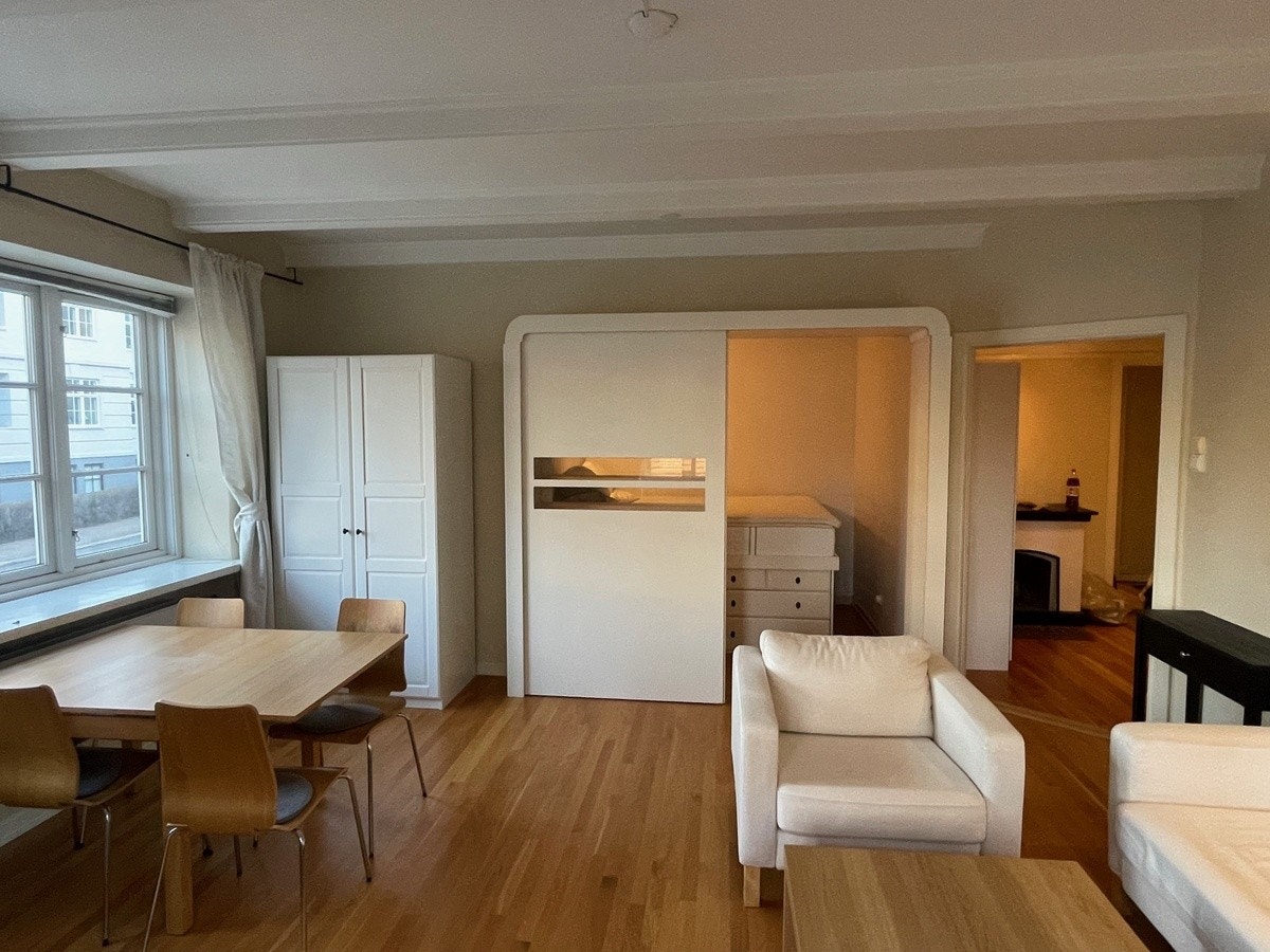 Medfølgende møbler Galleribilde