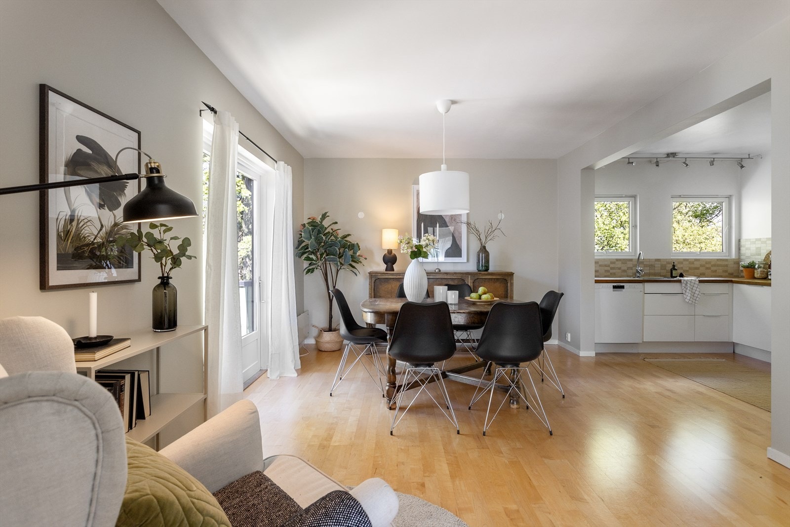 Spisestue/kjøkken Galleribilde