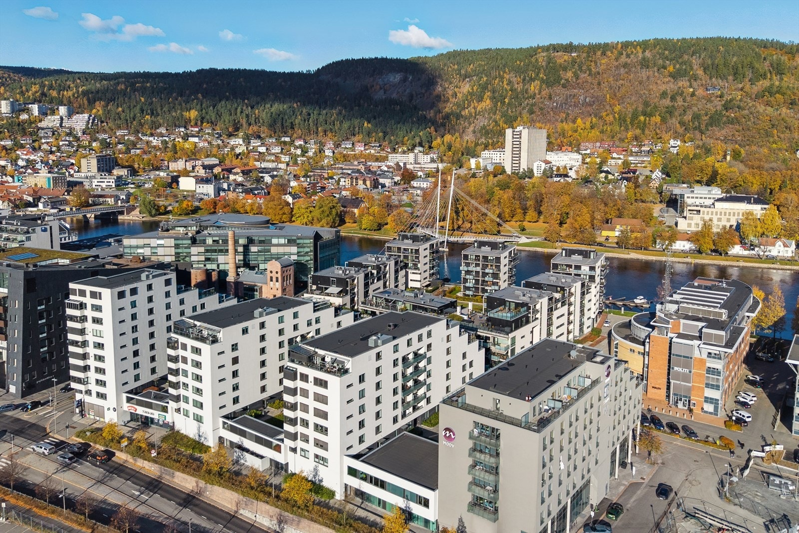 Herlig beliggenhet ved Drammenselva. Galleribilde