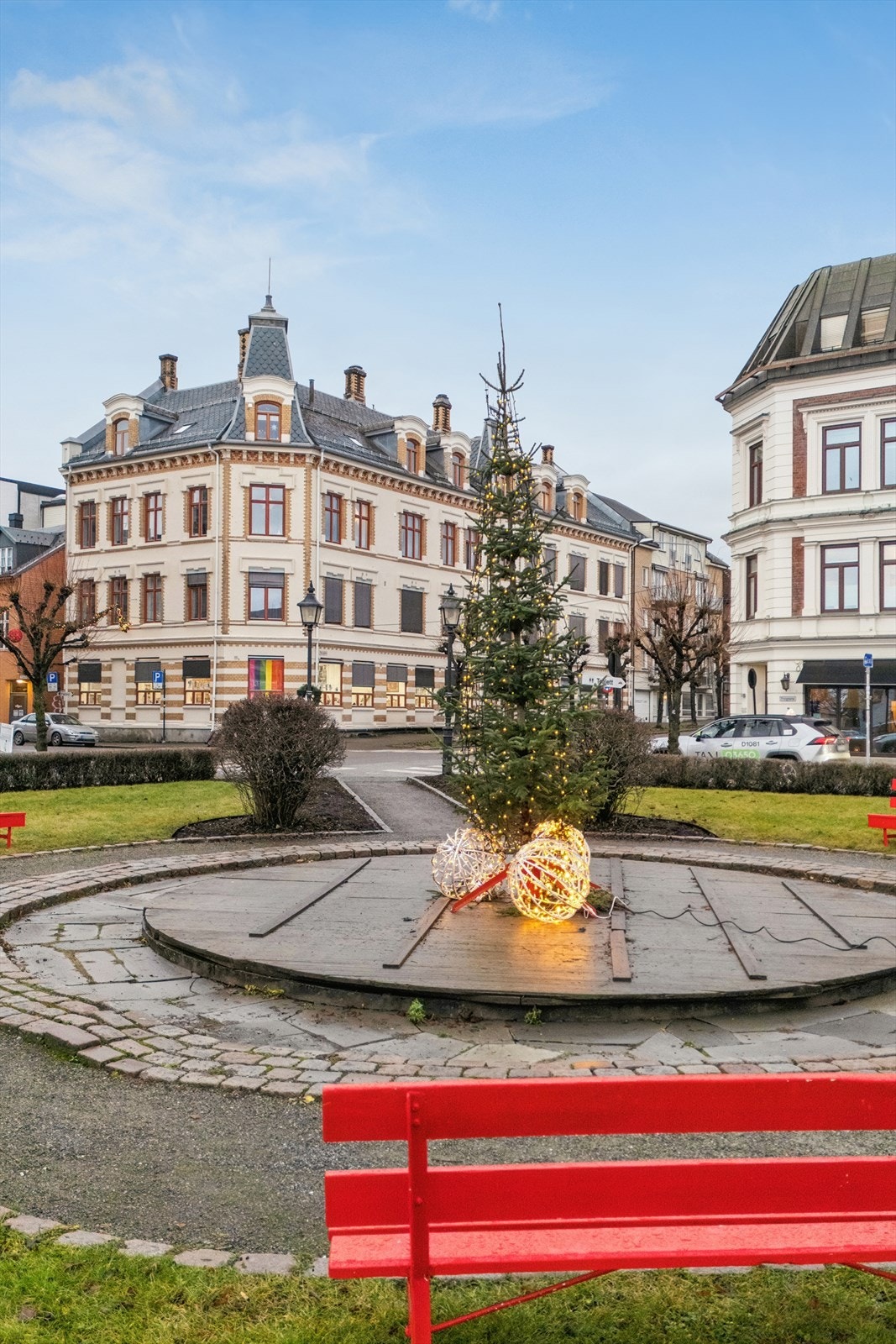 Her bor du med et pulserende byliv og alle servicefunksjoner rett utenfor døren. Galleribilde