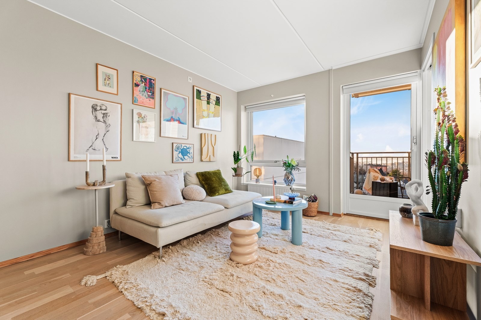 Leiligheten har balansert ventilasjon som sikrer et godt inneklima. Galleribilde