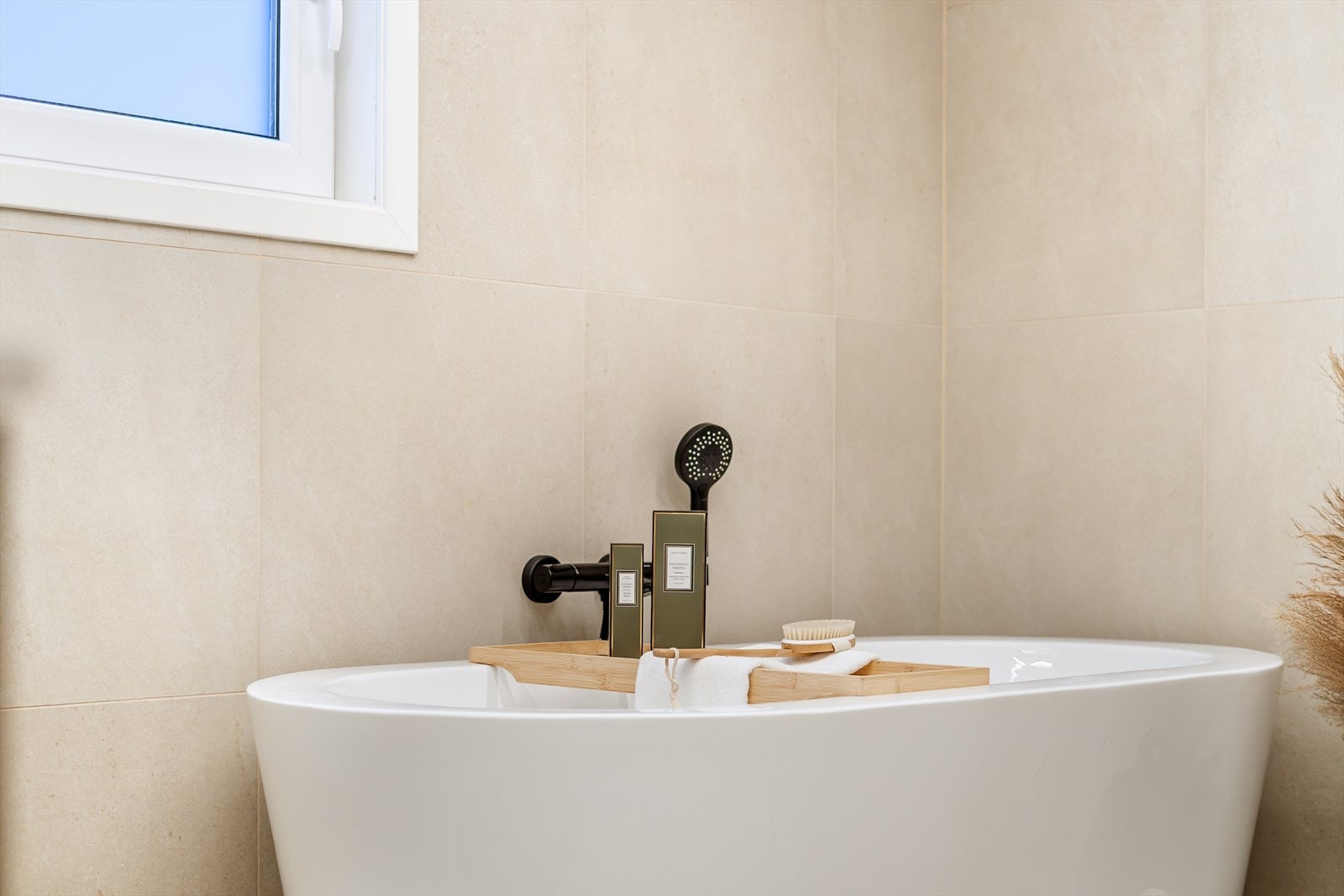 Perfekt for barnefamilier med hovedbadet i samme etasje som soverommene. Galleribilde