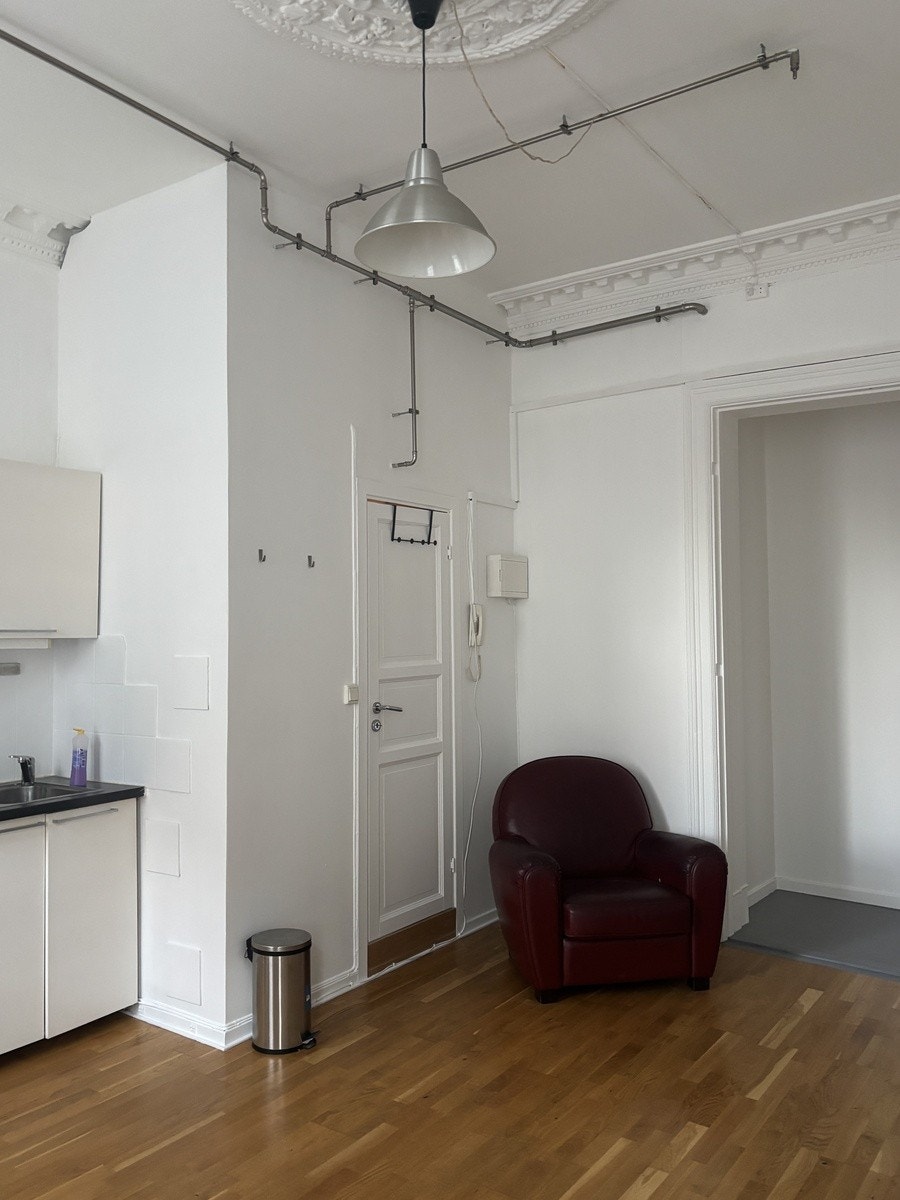 Inngang til badet Galleribilde