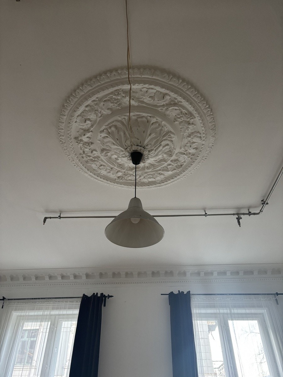 Høyt under tak Galleribilde