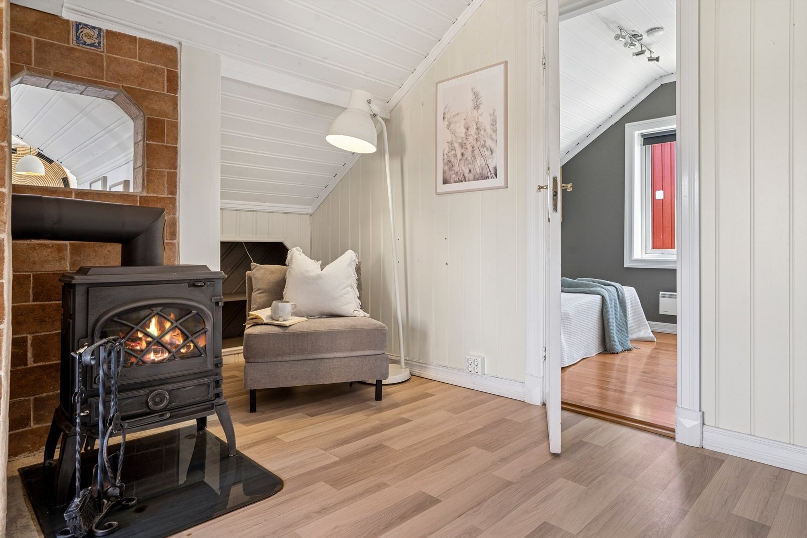 Soverommet har adkomst fra stuen. Galleribilde