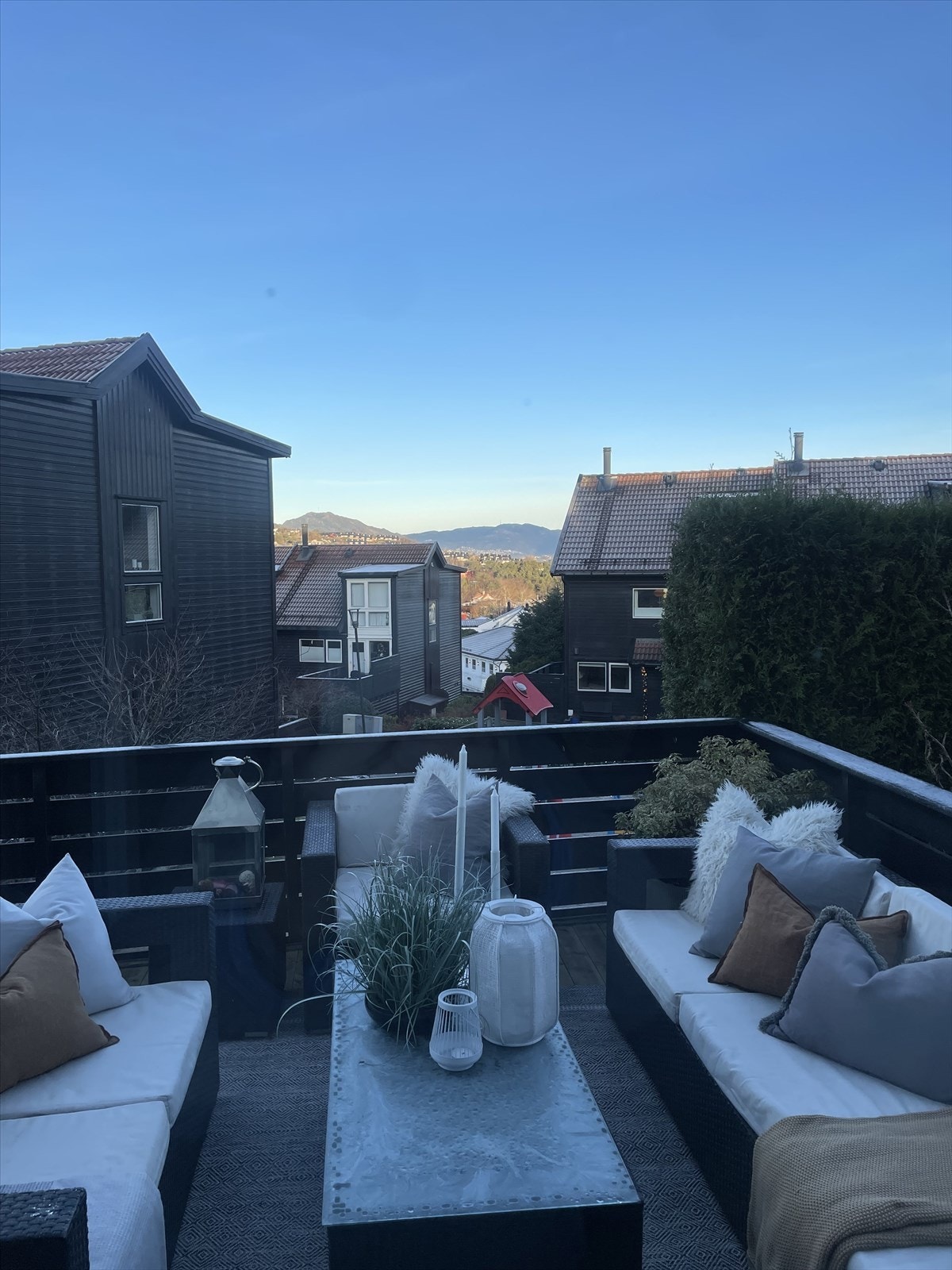 Kveldsbilde fra terrassen (tatt av selger) Galleribilde