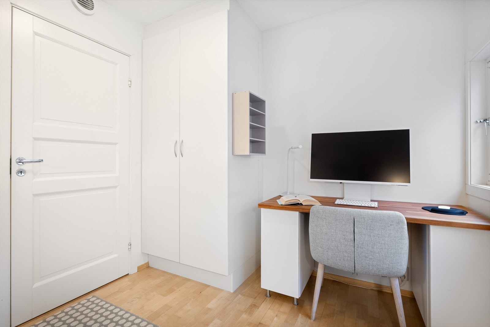 Kontorpult i soverom nr. 3 Galleribilde