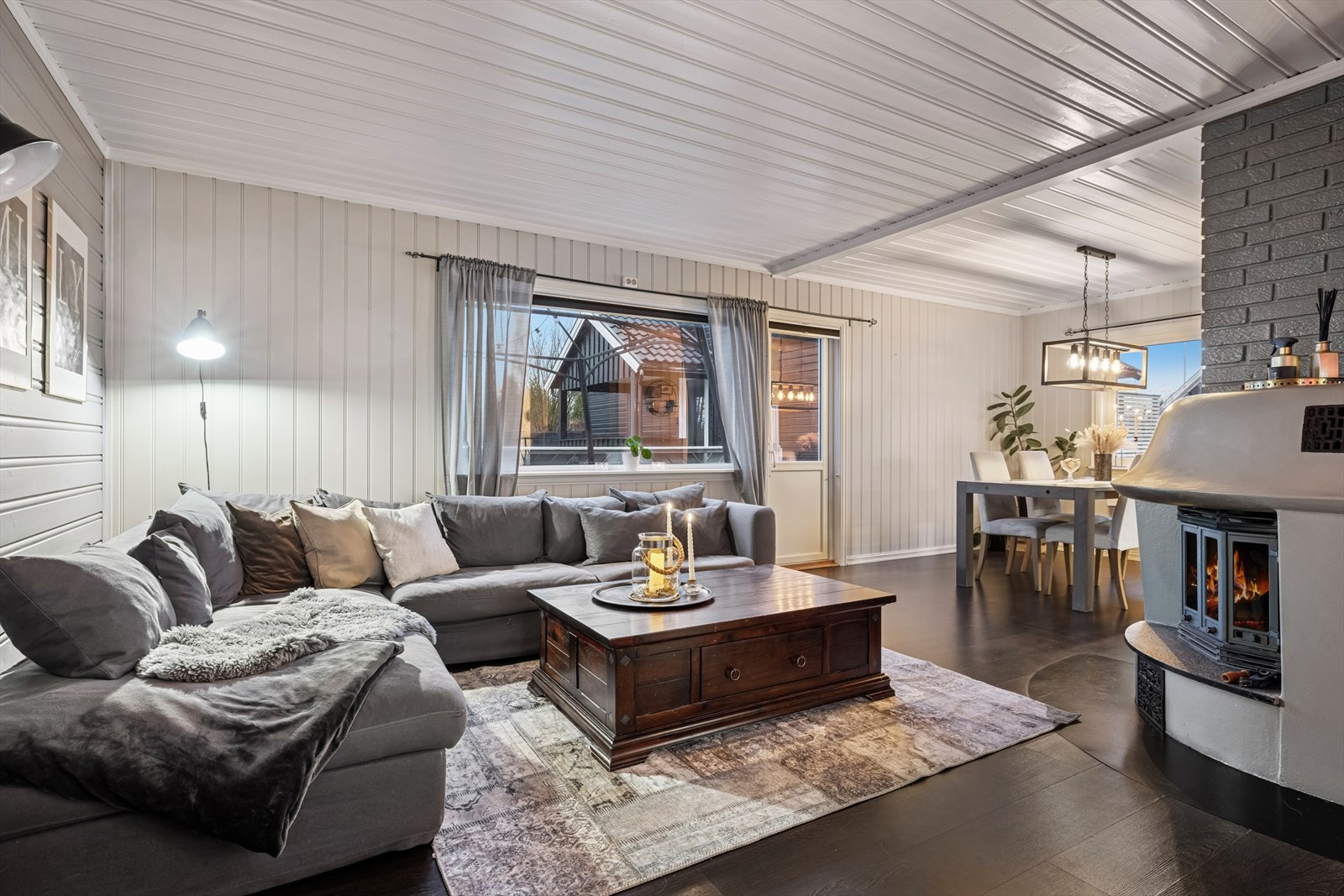 Stuens størrelse gir deg flere alternativer mtp. møblering. Galleribilde