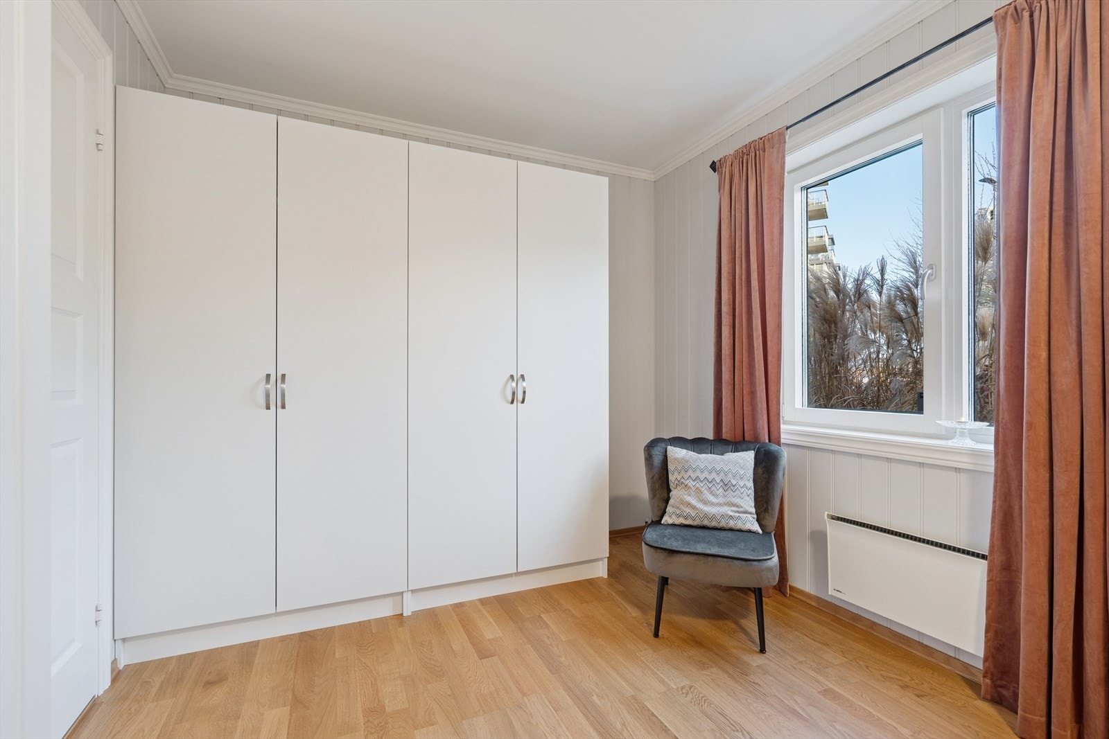 Godt med garderobeplass. Galleribilde