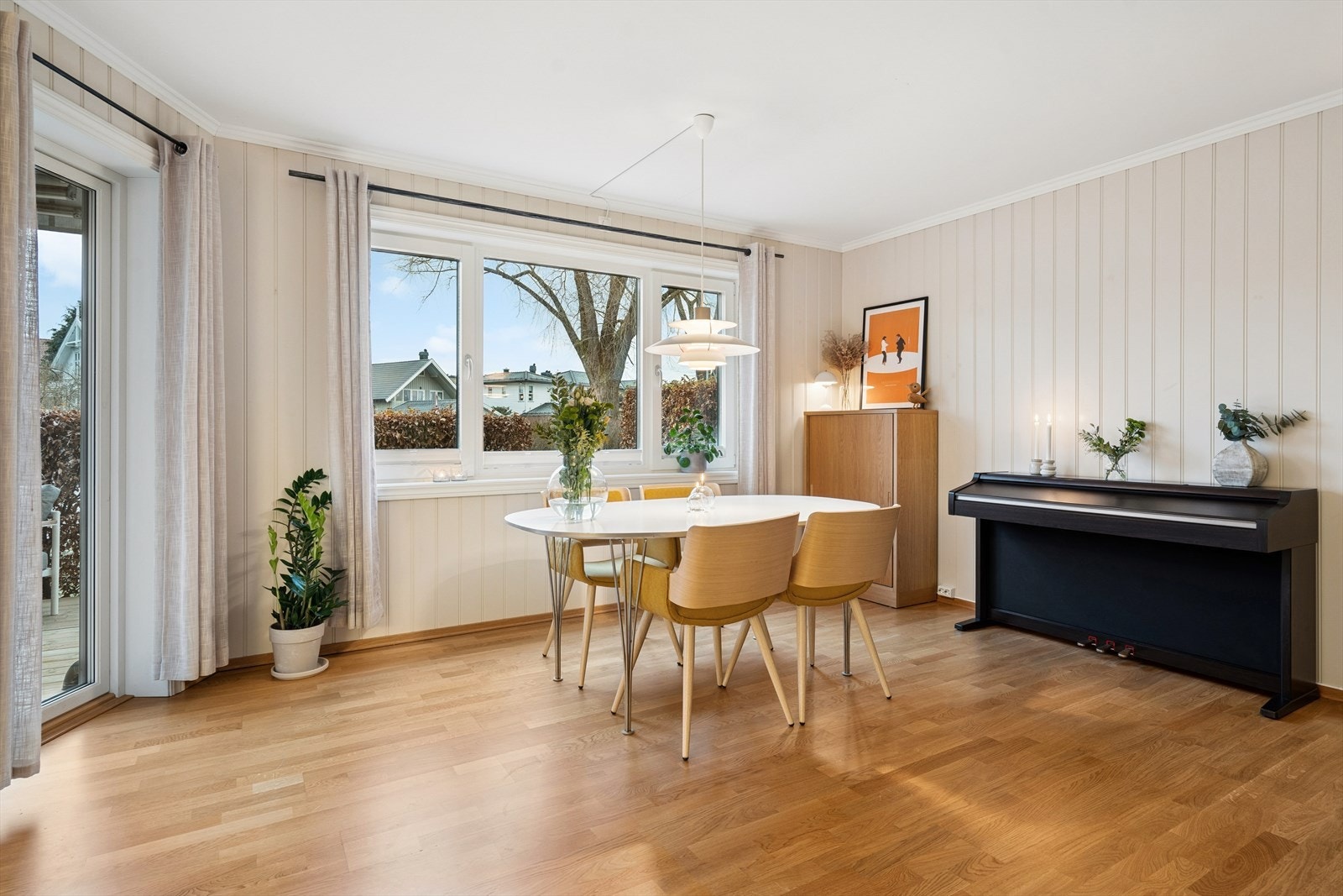 Dette er en flott 3-roms selveierleilighet som ligger fint til i sentrale og naturskjønne omgivelser. Galleribilde