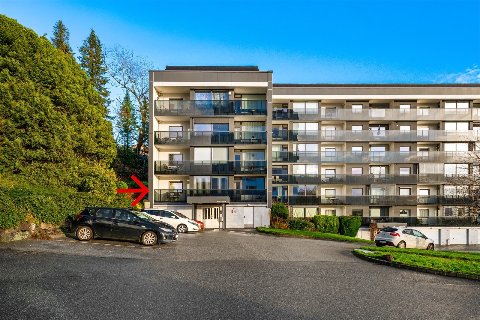 Sentrumsnær brl leilighet med 2 soverom og bra standard. (Fotograf: Hanne Karlsen) Galleribilde