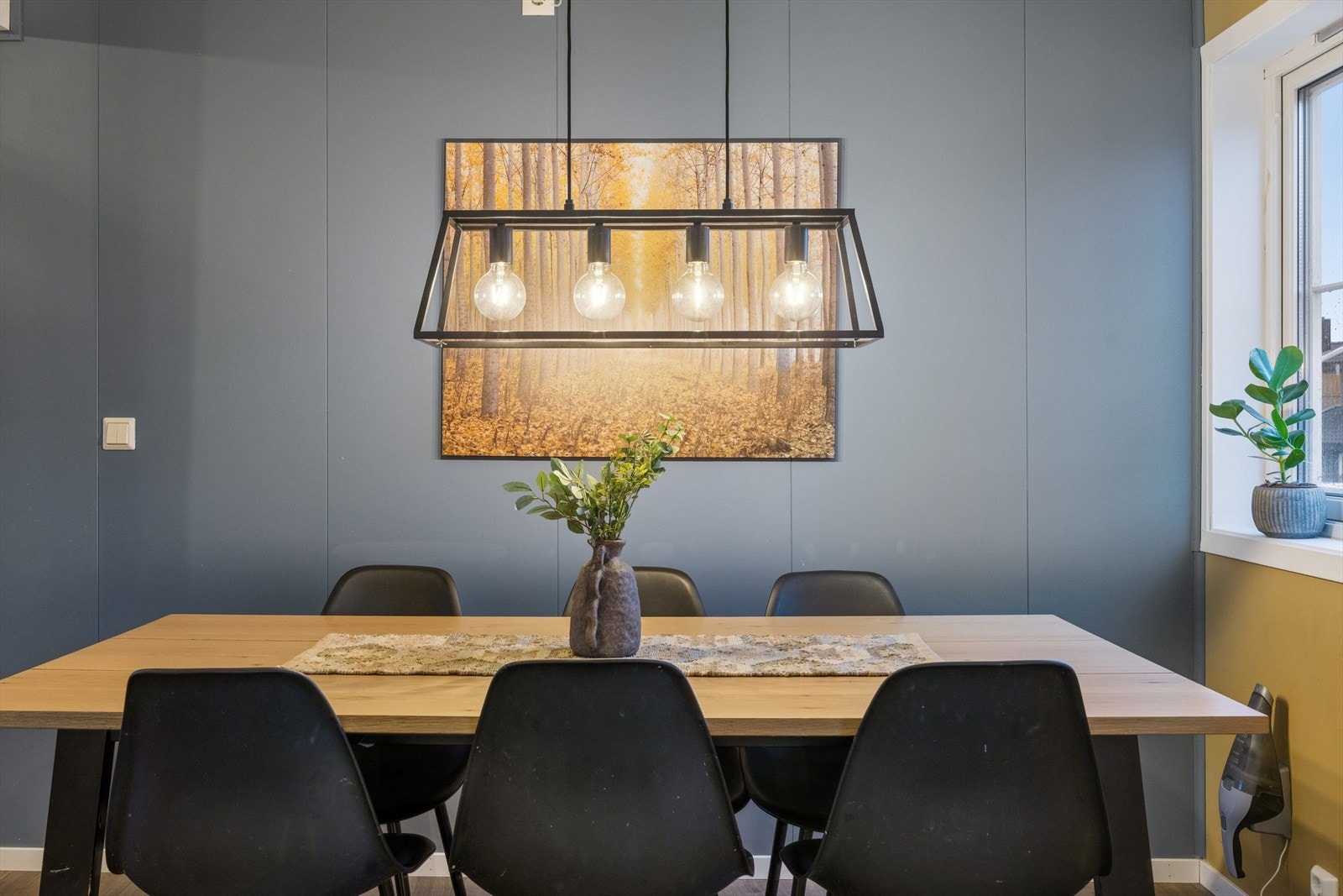 Spiseplass på kjøkken Galleribilde