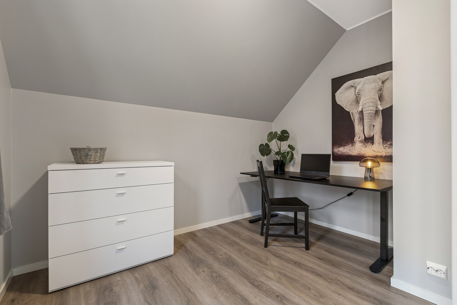 Soverom 2 passer ypperlig som barnerom, gjesterom, kontor eller lignende. Galleribilde