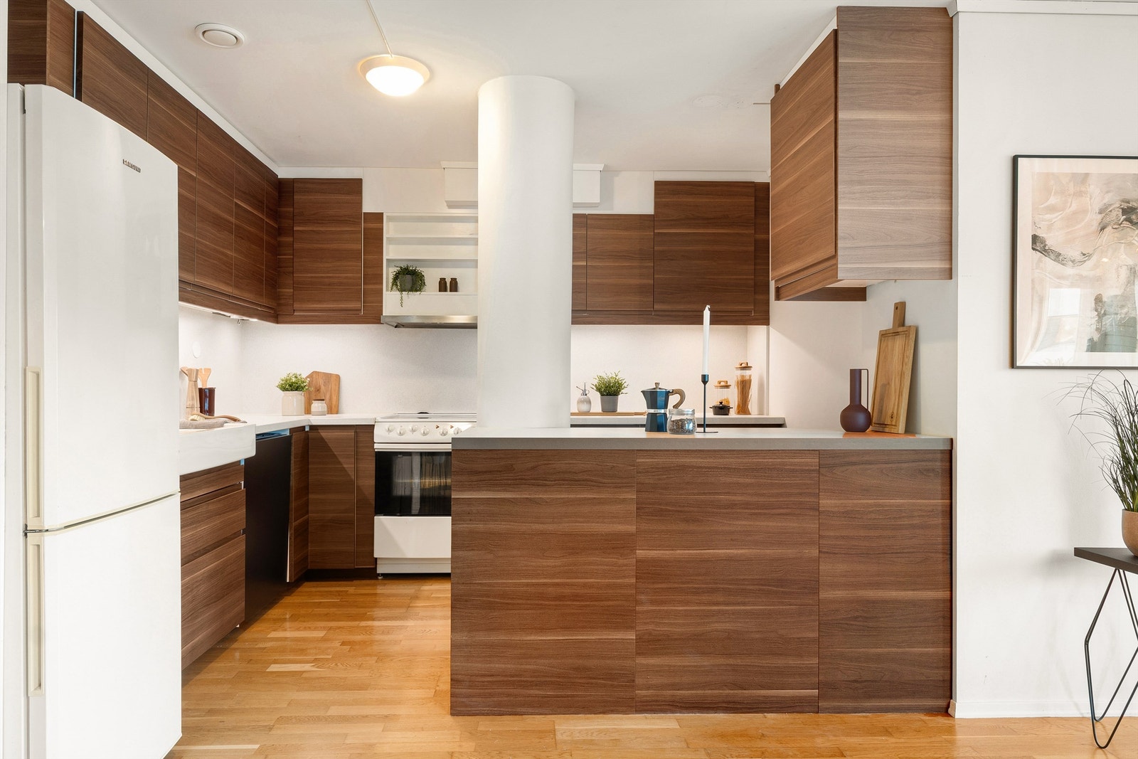 Stilrent kjøkken fra 2019. Galleribilde