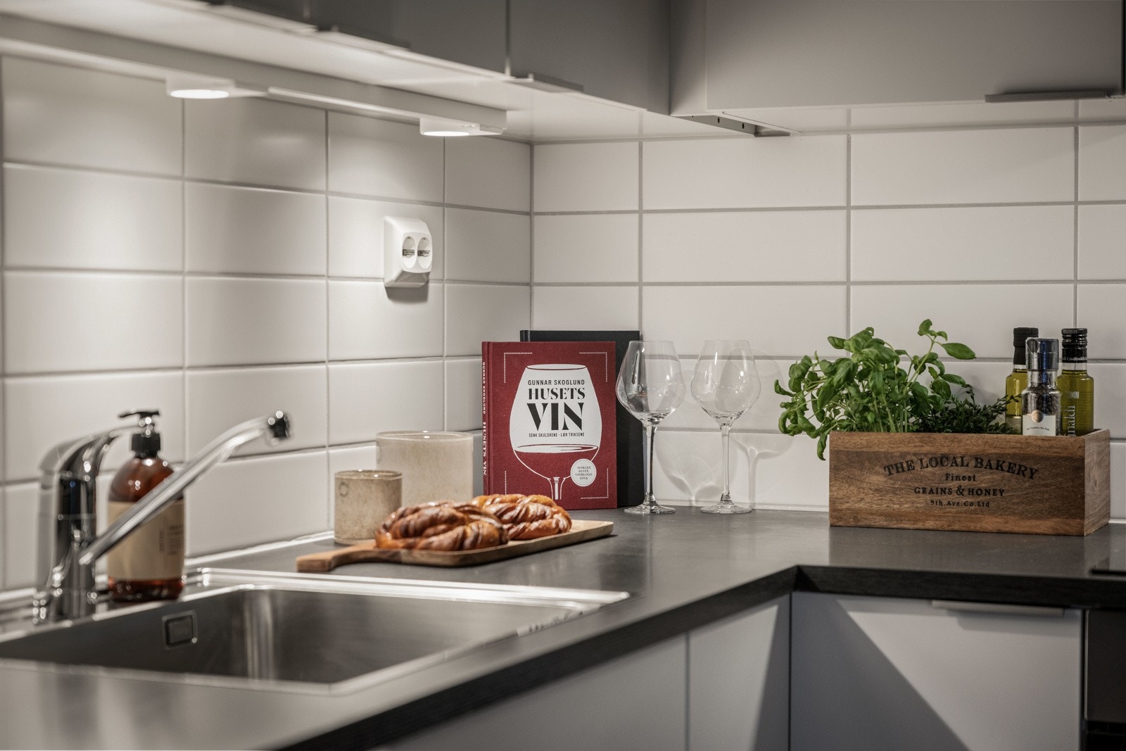 Det er avtrekk via balansert anlegg. Galleribilde