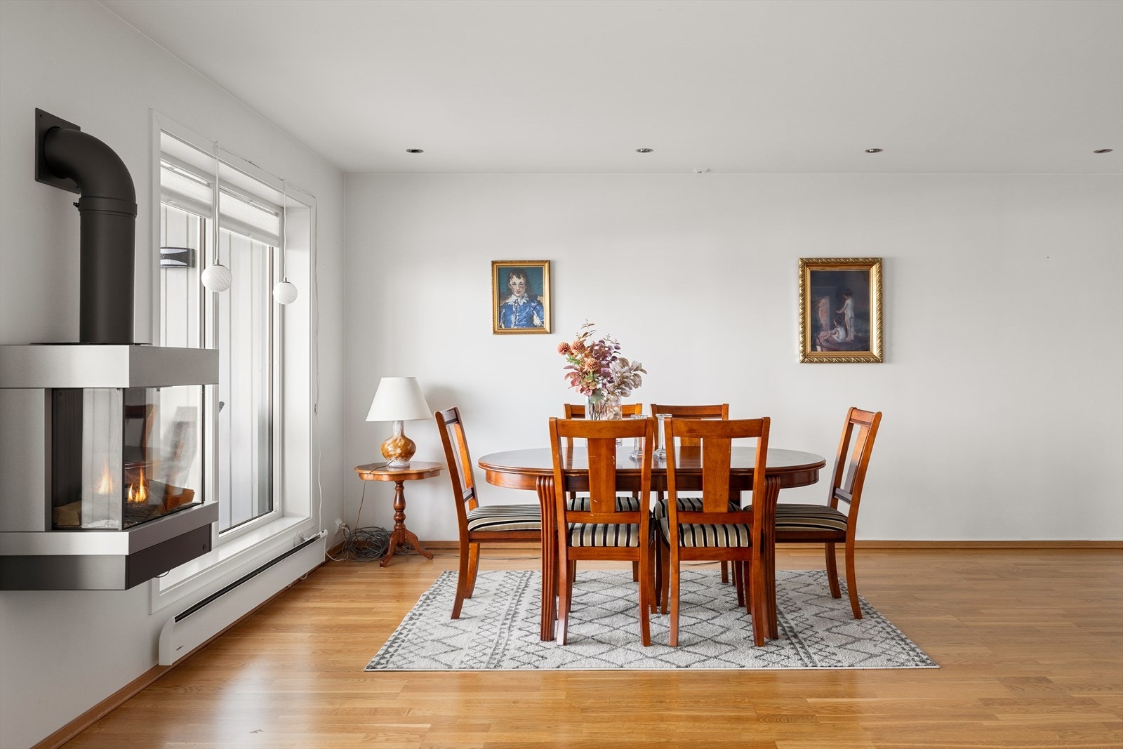 Det er installert gasspeis som oppvarmingskilde. Galleribilde