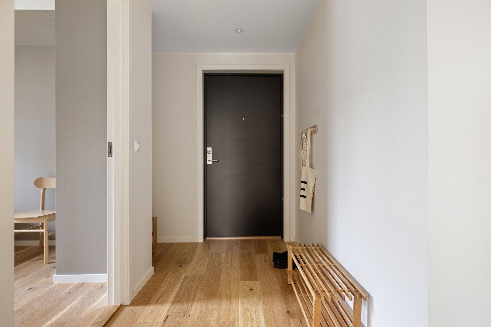 Det medfølger også en ekstern bod på ca. 5 kvm. for ekstra oppbevaringsplass. Galleribilde