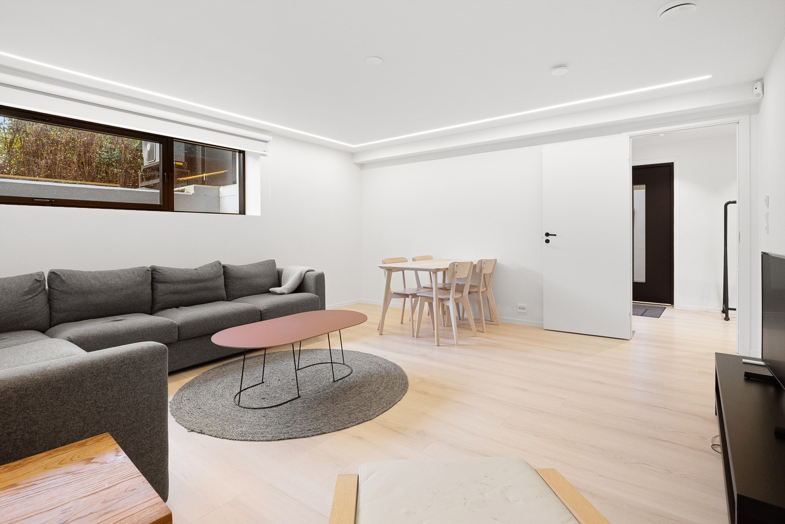 Stue mot gang Galleribilde